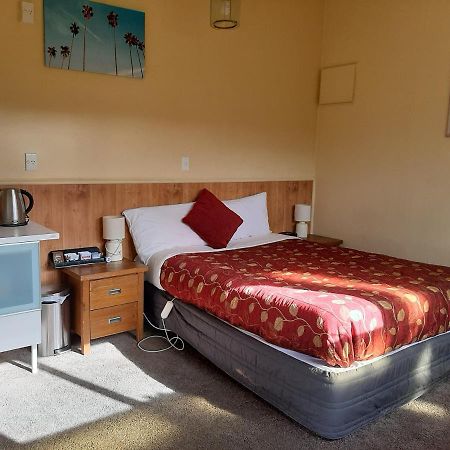 Dupont Motels Lower Hutt Εξωτερικό φωτογραφία